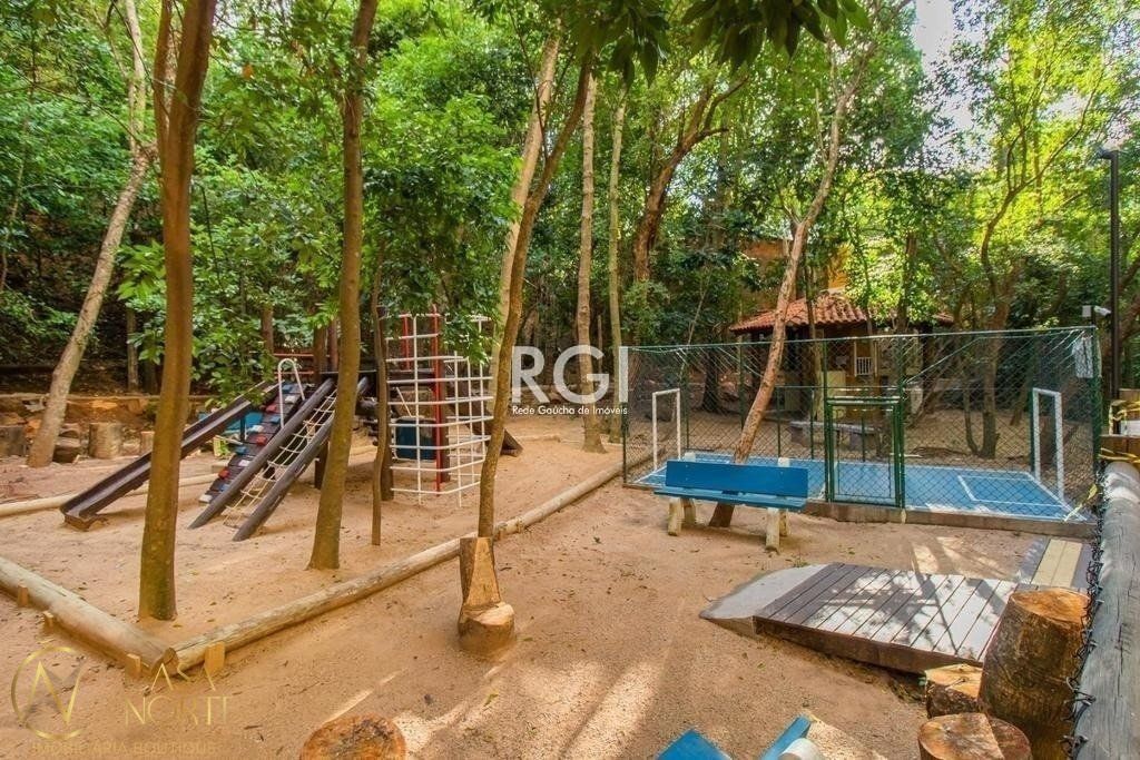 Apartamento à venda com 3 quartos, 65m², 1 suíte, 1 vaga, Avenida Bento Gonçalves no bairro Partenon em Porto Alegre