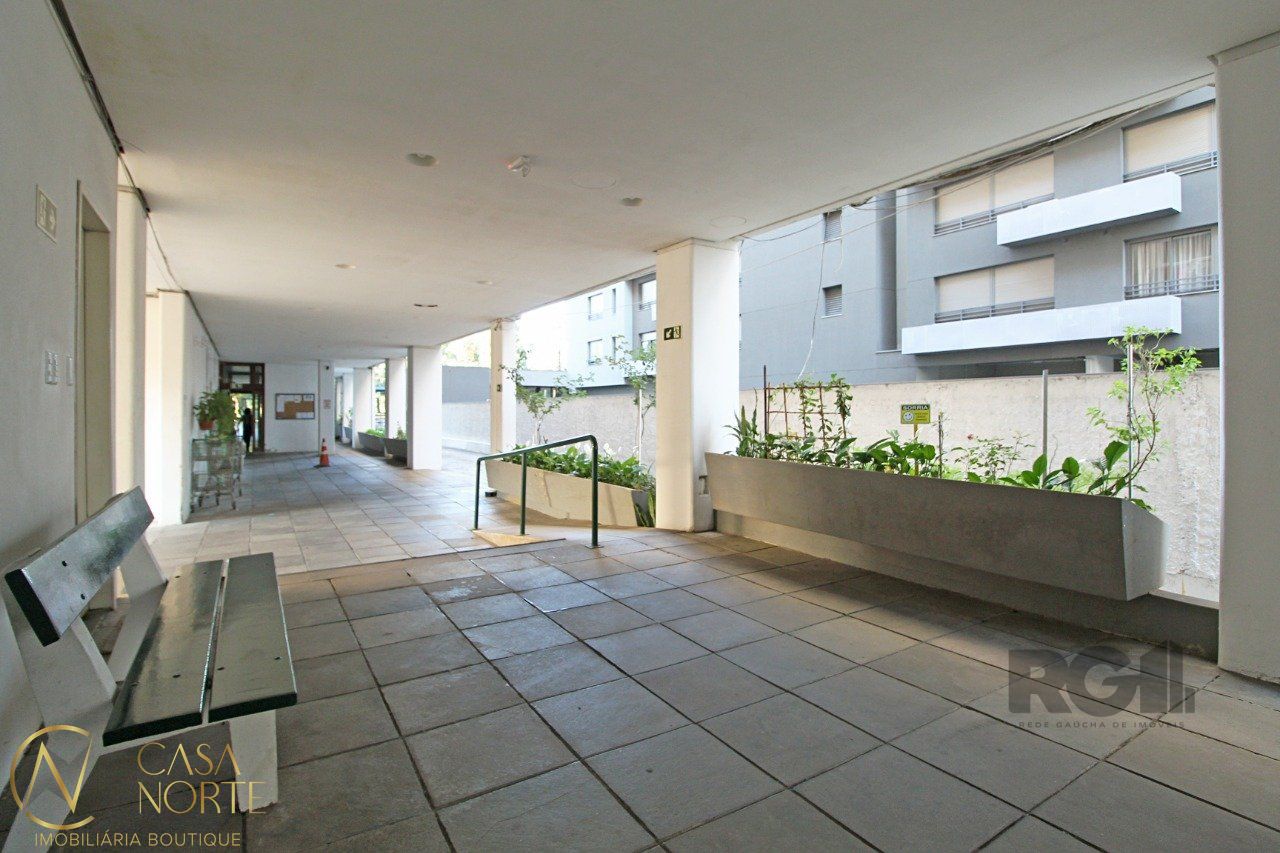 Cobertura à venda com 2 quartos, 133m², 1 vaga, Avenida João Pessoa no bairro Centro Histórico em Porto Alegre