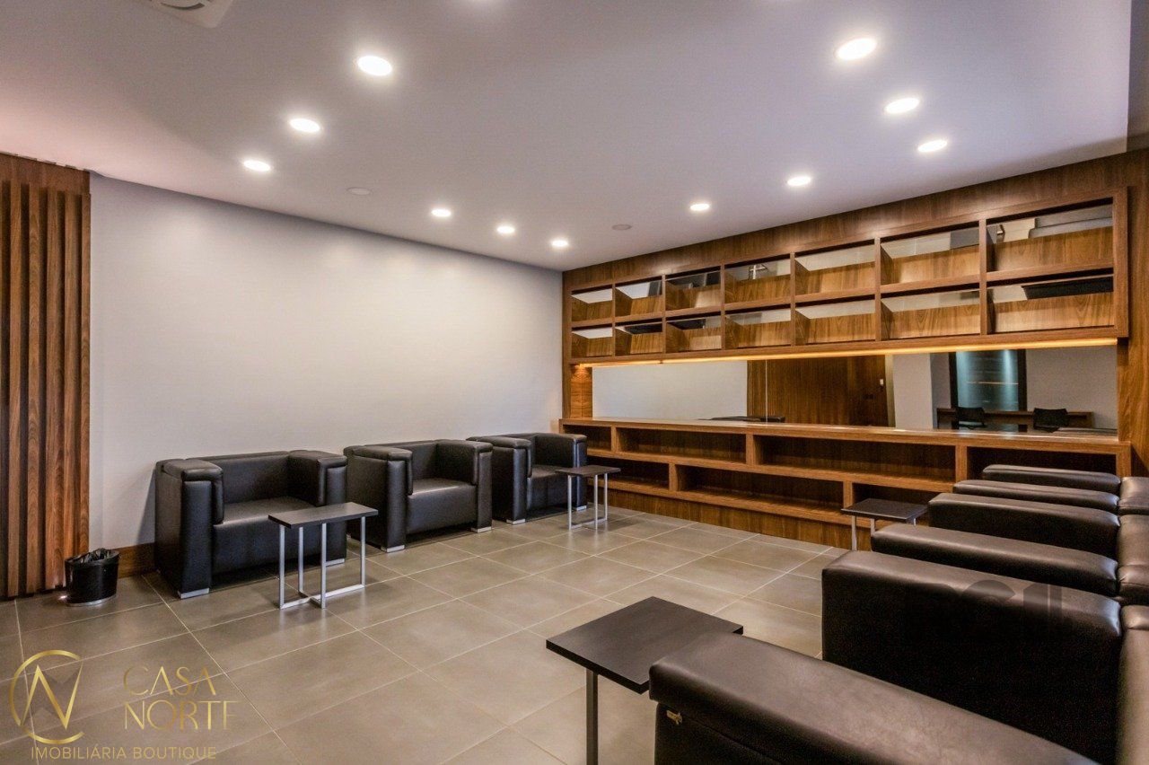 Apartamento à venda com 1 quarto, 42m², 1 suíte, 1 vaga, Rua São Josémaria Escriva no bairro Jardim do Salso em Porto Alegre