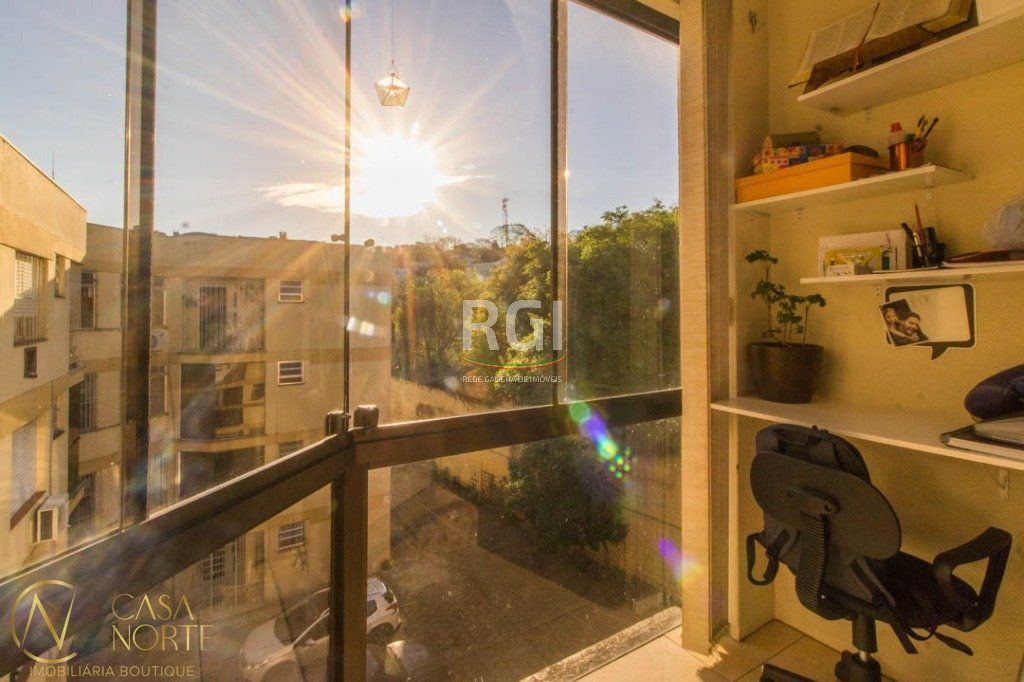 Apartamento à venda com 2 quartos, 66m², 1 vaga, Rua Banco da Provincia no bairro Santa Tereza em Porto Alegre
