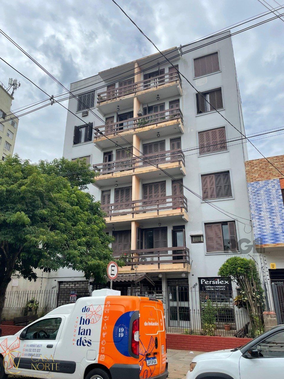 Apartamento à venda com 3 quartos, 76m², Rua Comendador Azevedo no bairro Floresta em Porto Alegre
