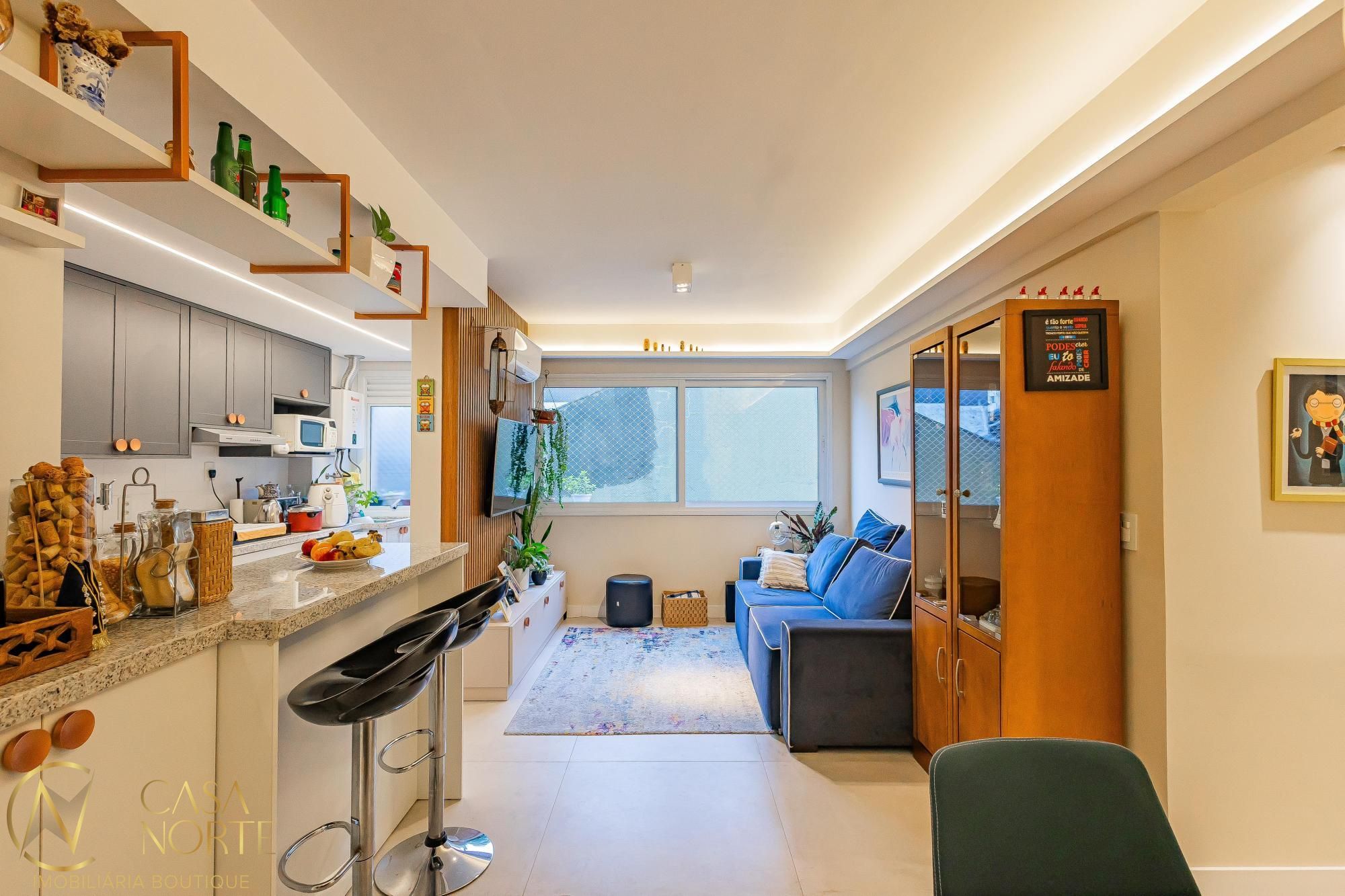 Apartamento à venda com 2 quartos, 65m², 1 suíte, 1 vaga, Rua Luzitana no bairro Higienópolis em Porto Alegre