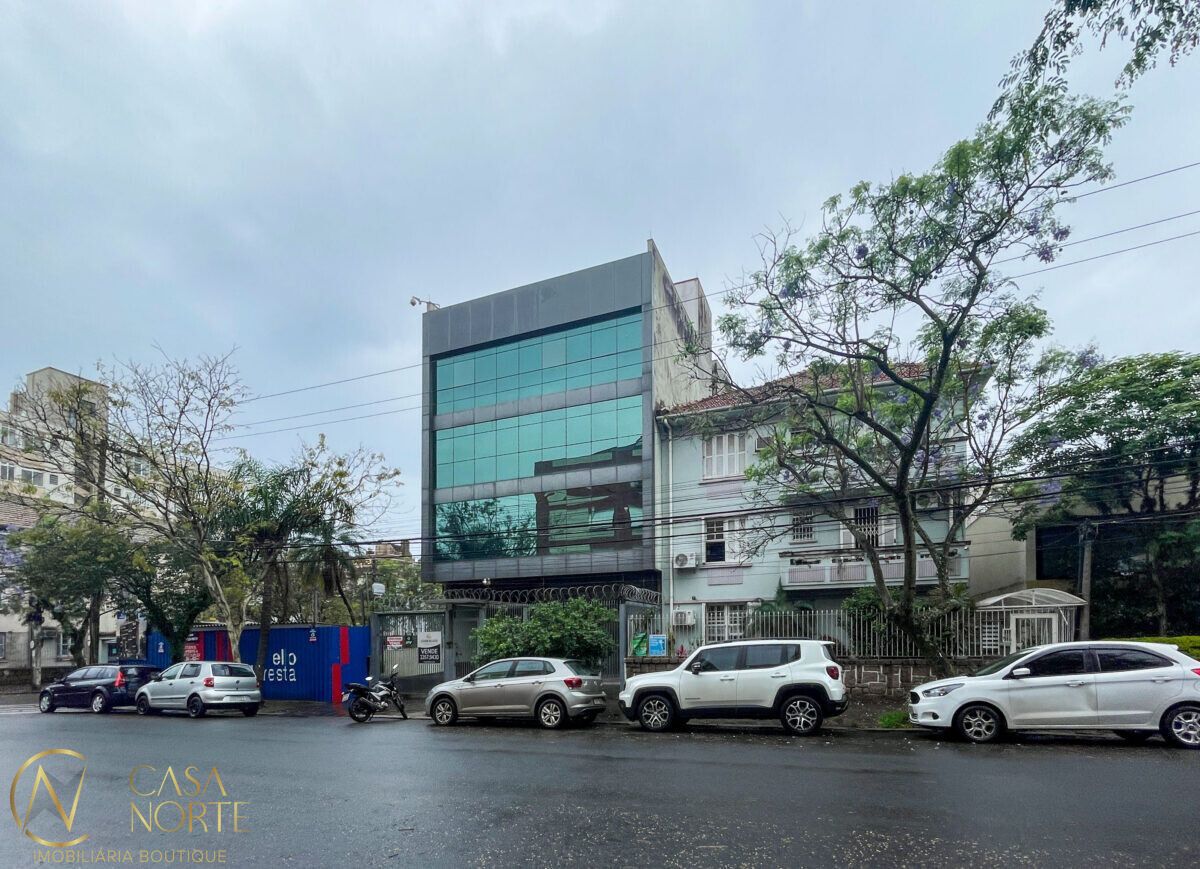 Prédio Comercial à venda com 3 quartos, 1016m², 3 vagas, Rua Conde de Porto Alegre no bairro São Geraldo em Porto Alegre
