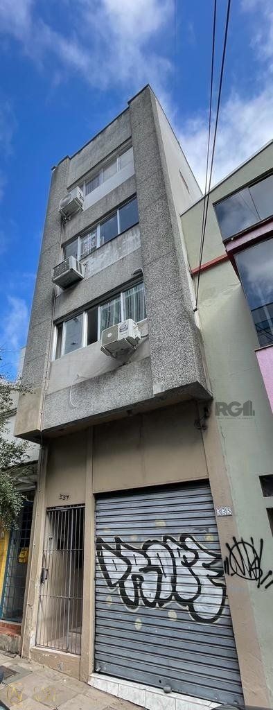 Apartamento à venda com 1 quarto, 40m², Rua General Vasco Alves no bairro Centro Histórico em Porto Alegre