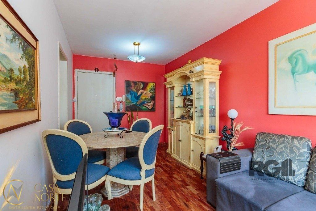 Apartamento à venda com 2 quartos, 62m², 1 vaga, Rua Barao do Triunfo no bairro Menino Deus em Porto Alegre