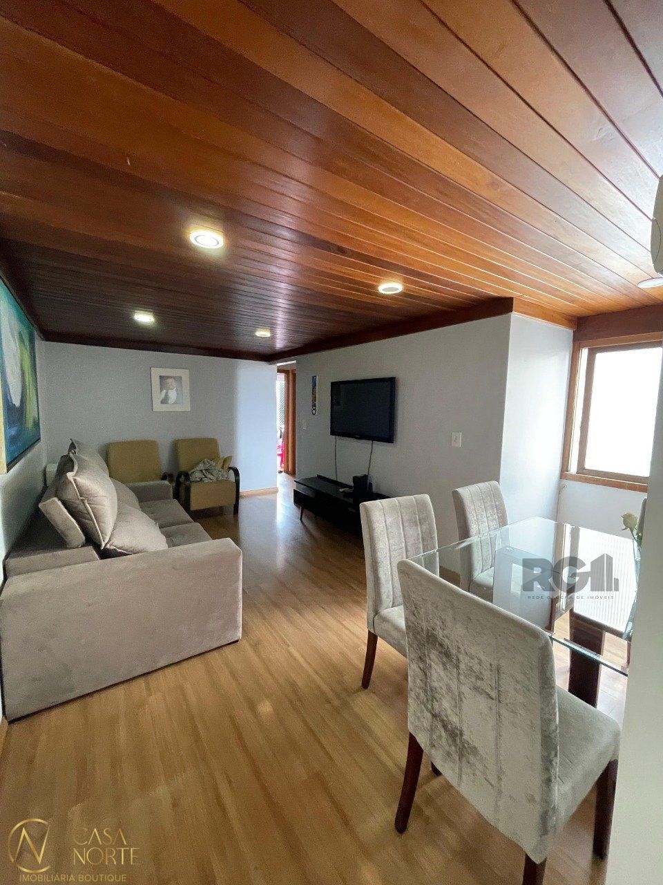 Apartamento à venda com 3 quartos, 76m², Rua Comendador Azevedo no bairro Floresta em Porto Alegre