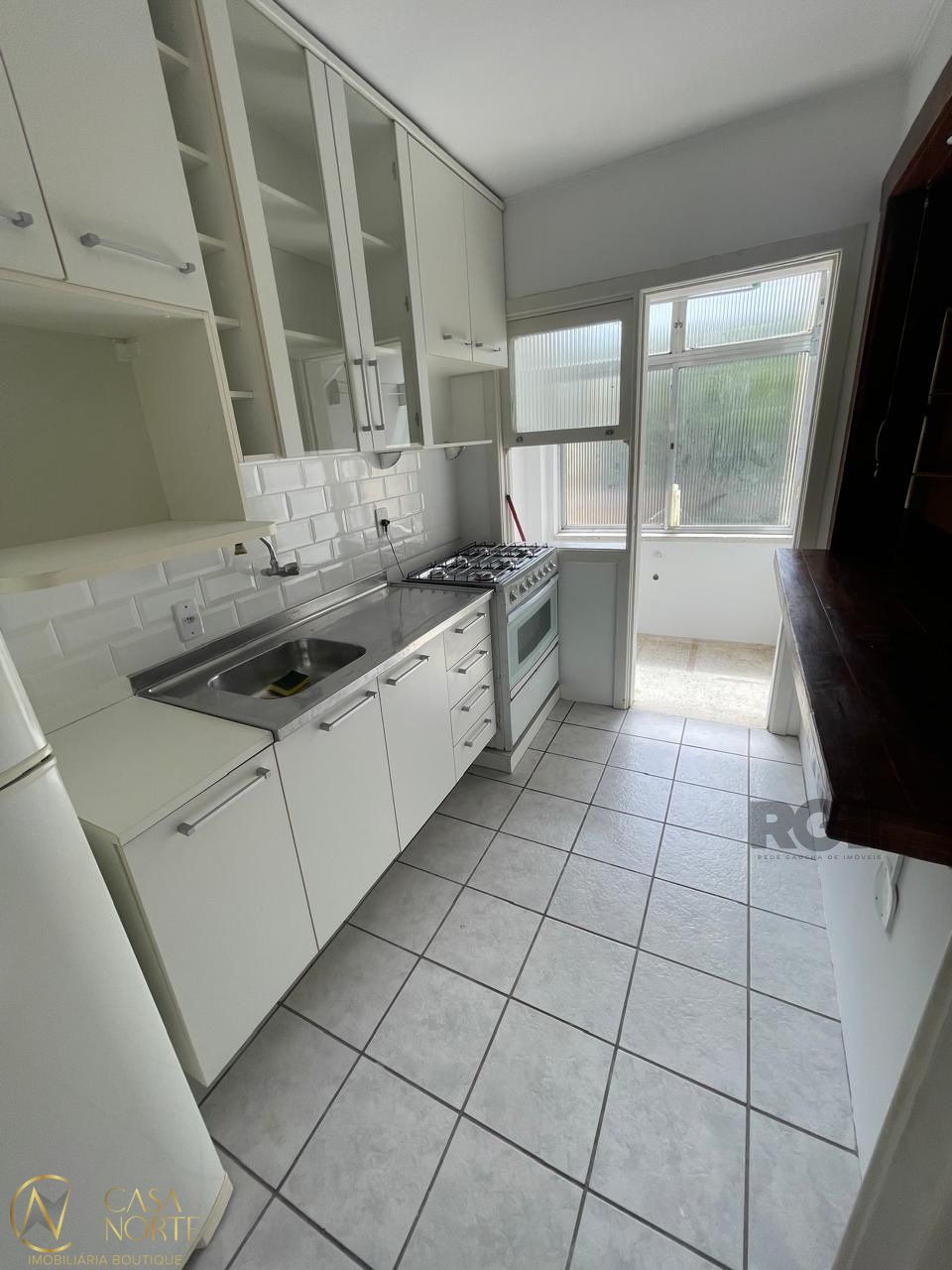 Apartamento à venda com 2 quartos, 66m², 1 vaga, Rua Banco da Provincia no bairro Santa Tereza em Porto Alegre