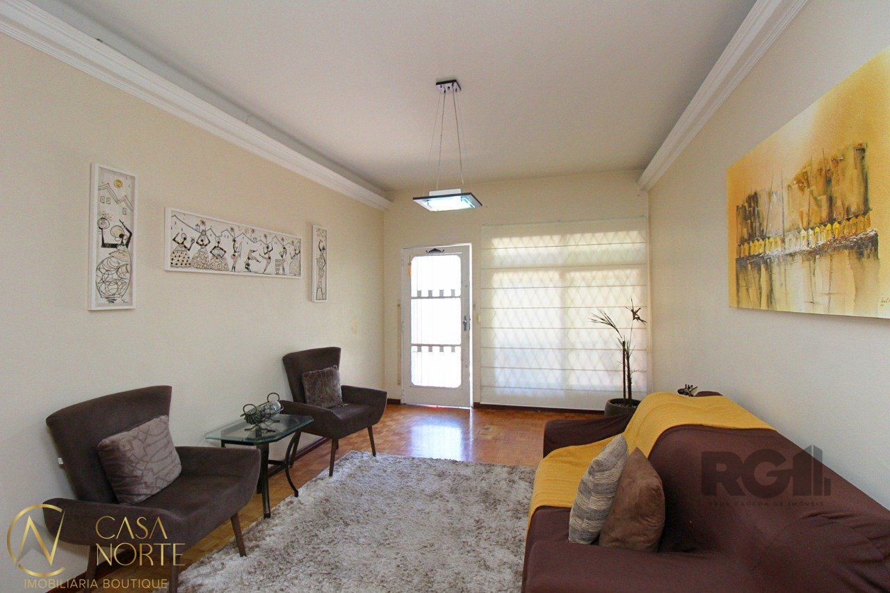 Casa à venda com 6 quartos, 244m², 3 suítes, 2 vagas, Rua Octávio Corrêa no bairro Cidade Baixa em Porto Alegre