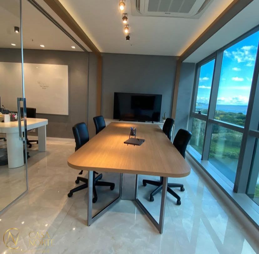 Sala Comercial à venda com 1 quarto, 40m², 1 vaga, Avenida Ipiranga no bairro Menino Deus em Porto Alegre