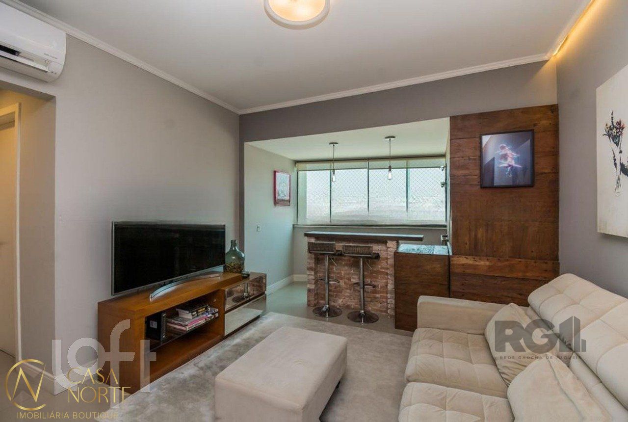 Apartamento à venda com 2 quartos, 79m², 1 suíte, 2 vagas, Rua Dezessete de Junho no bairro Menino Deus em Porto Alegre