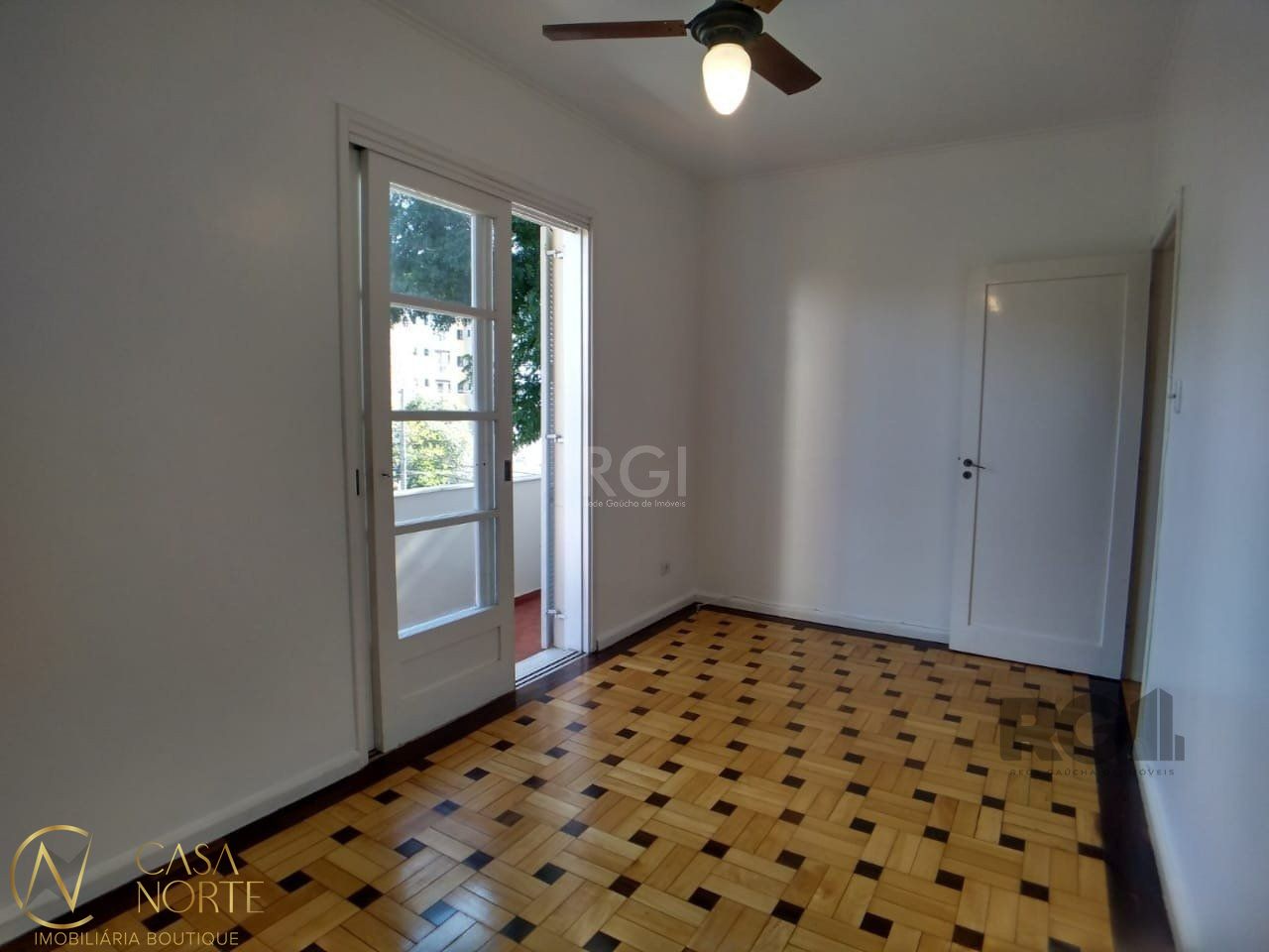 Apartamento à venda com 3 quartos, 115m², Rua Visconde do Herval no bairro Menino Deus em Porto Alegre