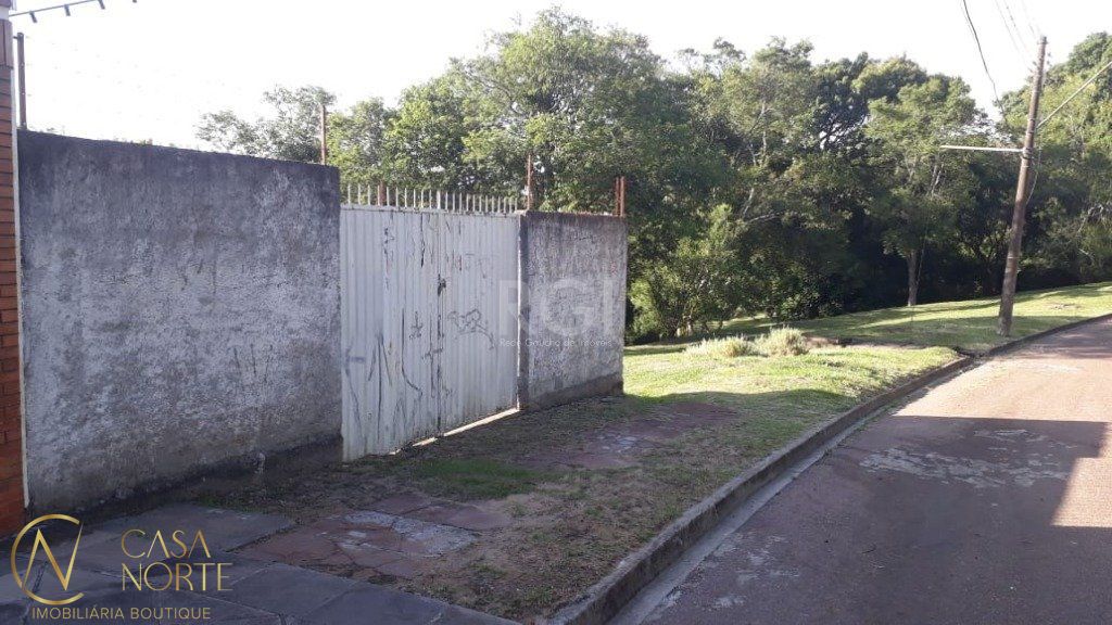 Terreno à venda  com 380m², Rua José Otavio Manica no bairro Santa Tereza em Porto Alegre