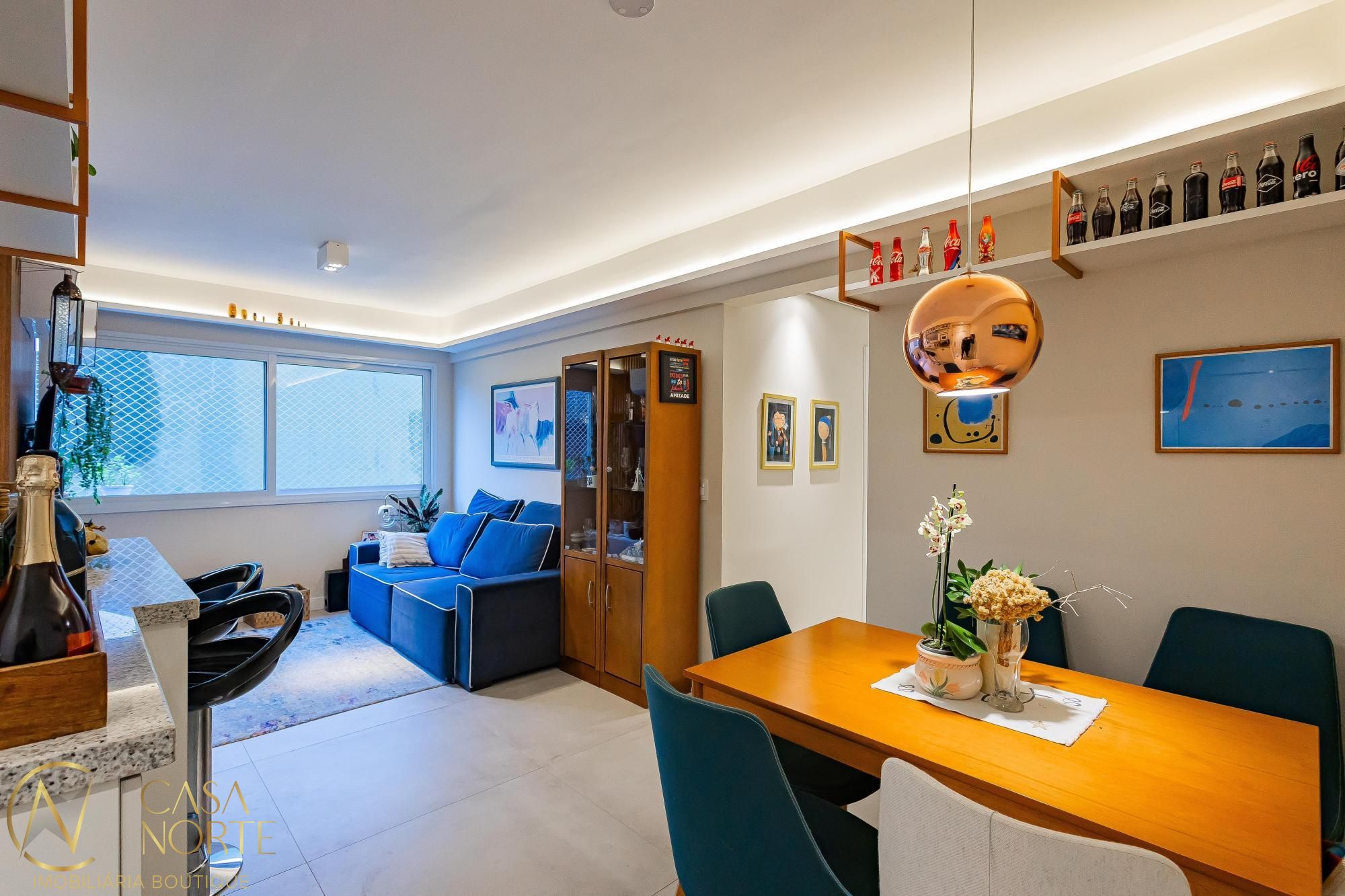 Apartamento à venda com 2 quartos, 65m², 1 suíte, 1 vaga, Rua Luzitana no bairro Higienópolis em Porto Alegre