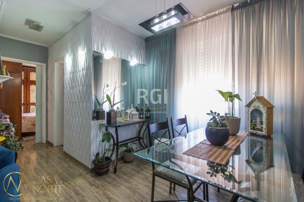 Apartamento à venda com 2 quartos, 59m², 1 vaga, Rua Carlos Estevao no bairro Jardim Leopoldina em Porto Alegre