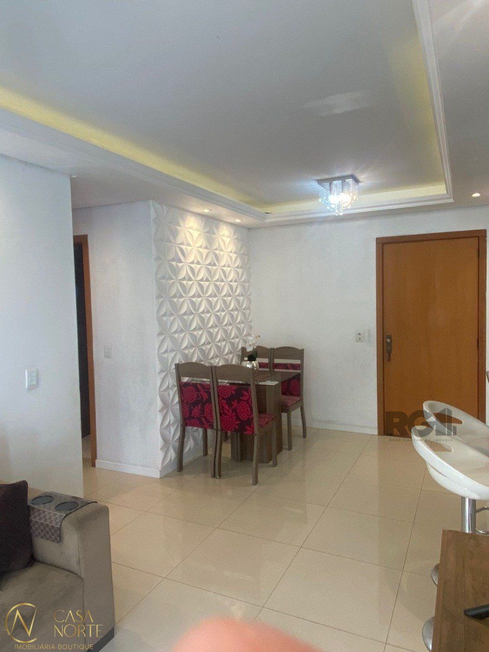 Apartamento à venda com 2 quartos, 58m², 1 vaga, Rua Mariano de Matos no bairro Santa Tereza em Porto Alegre