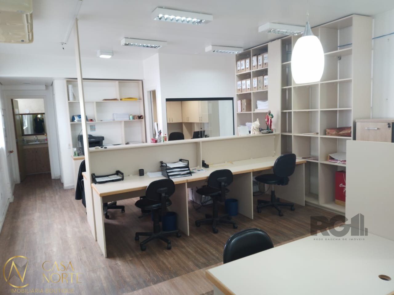 Sala Comercial à venda , 49m², Avenida Teresópolis no bairro Teresópolis em Porto Alegre