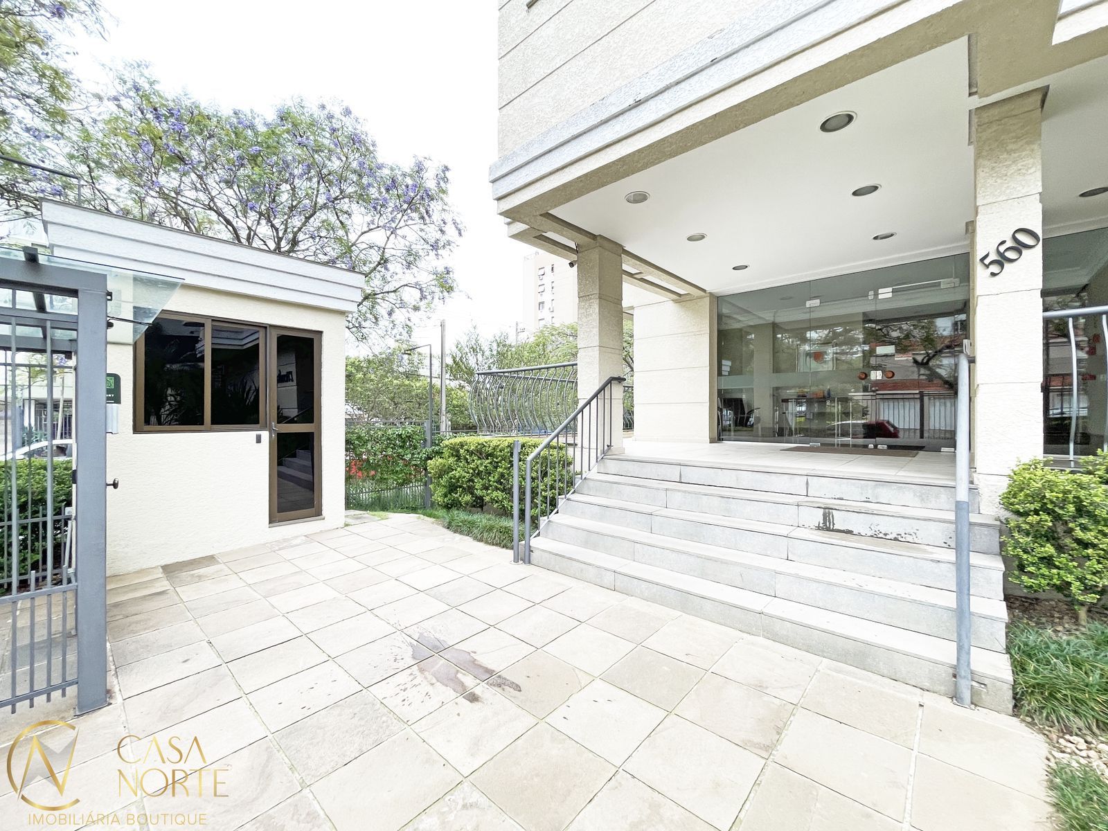 Apartamento à venda com 3 quartos, 115m², 1 suíte, 1 vaga, Cel Fabricio Pillar no bairro Auxiliadora em Porto Alegre