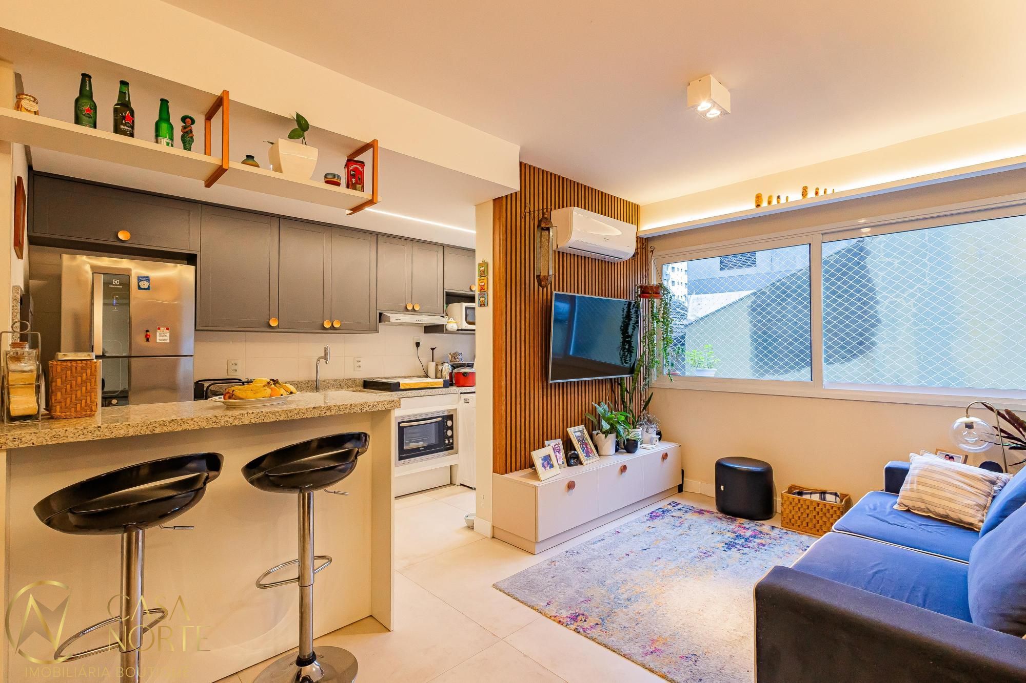 Apartamento à venda com 2 quartos, 65m², 1 suíte, 1 vaga, Rua Luzitana no bairro Higienópolis em Porto Alegre