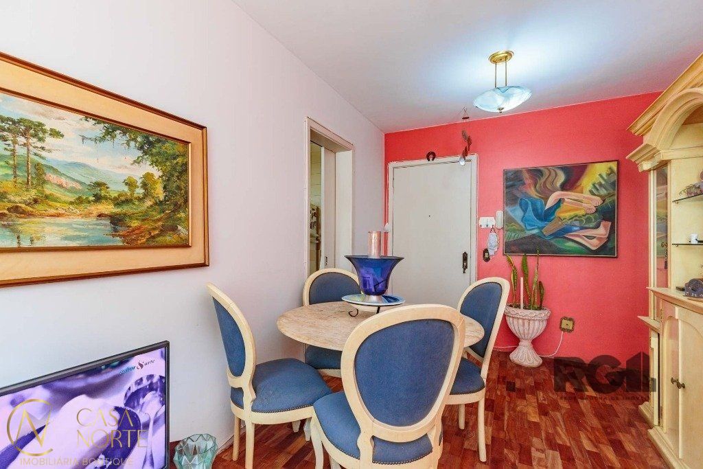 Apartamento à venda com 2 quartos, 62m², 1 vaga, Rua Barao do Triunfo no bairro Menino Deus em Porto Alegre
