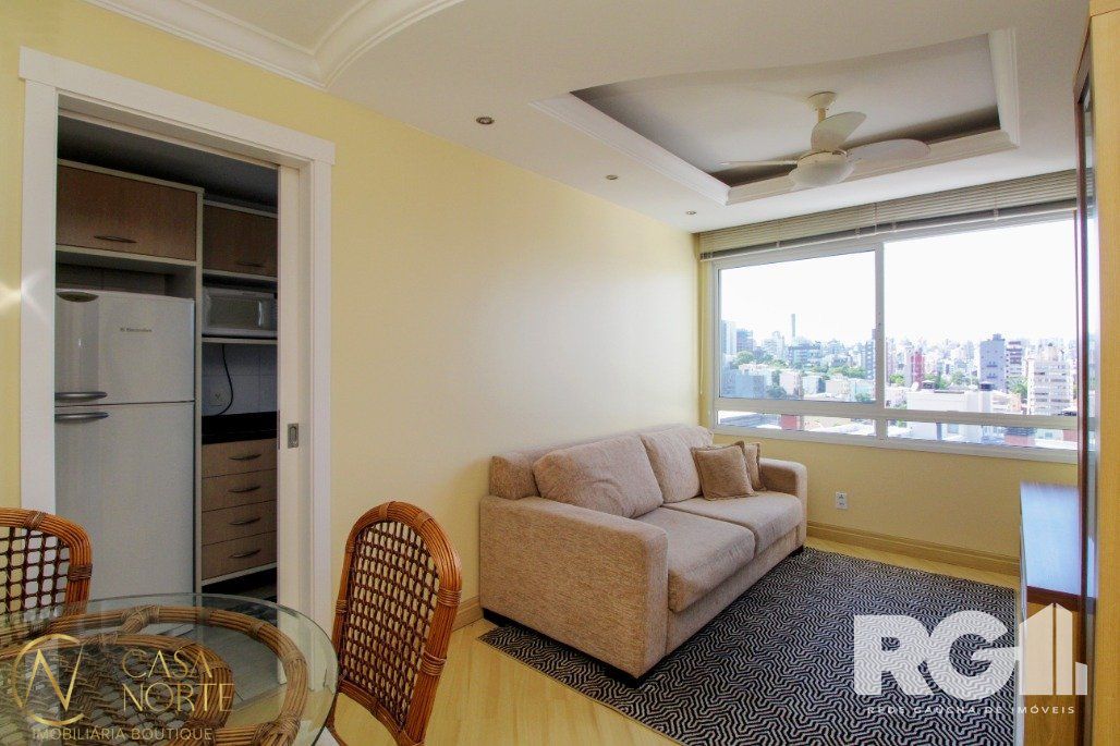Apartamento à venda com 1 quarto, 40m², 1 suíte, 1 vaga, Rua Professor Álvaro Alvim no bairro Rio Branco em Porto Alegre