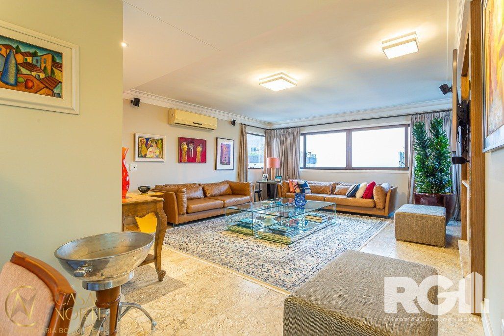 Apartamento à venda com 3 quartos, 167m², 3 suítes, 3 vagas, Rua Comendador Rheingantz no bairro Auxiliadora em Porto Alegre