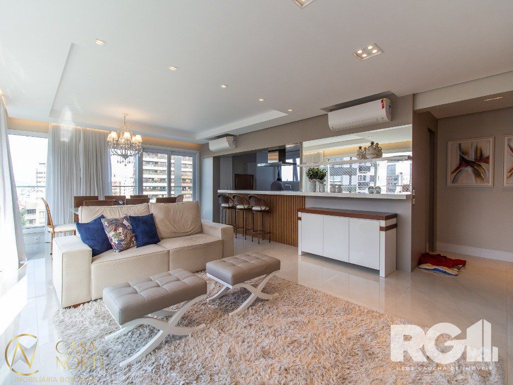 Apartamento à venda com 3 quartos, 170m², 3 suítes, 4 vagas, Avenida Lageado no bairro Petrópolis em Porto Alegre