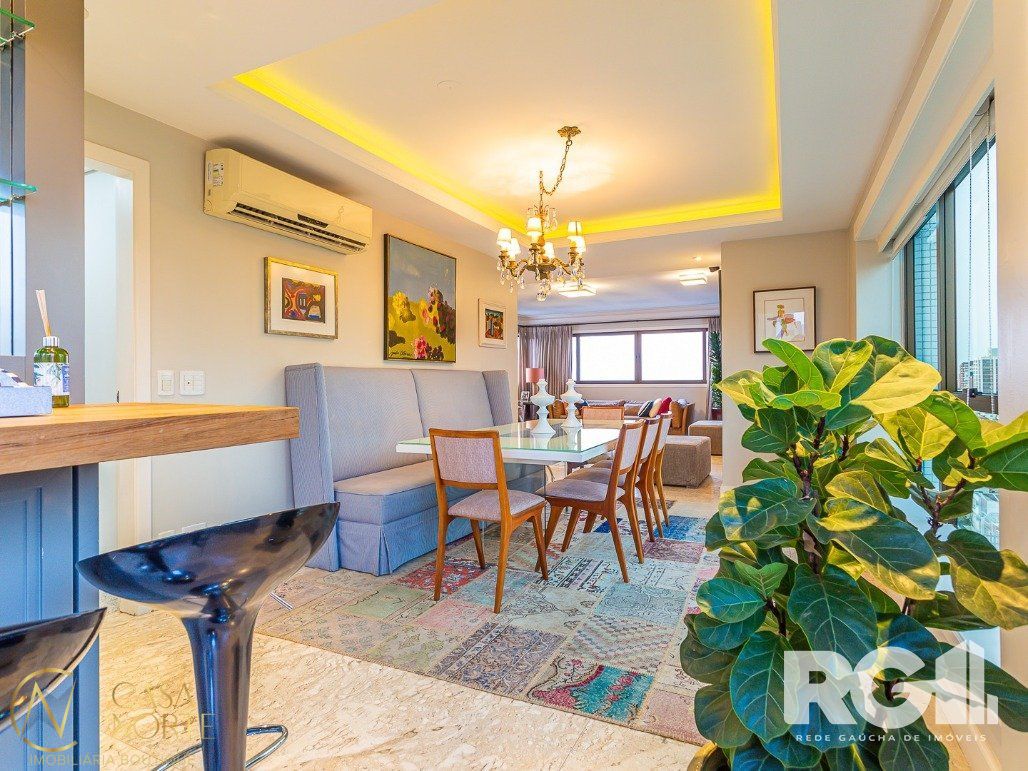 Apartamento à venda com 3 quartos, 167m², 3 suítes, 3 vagas, Rua Comendador Rheingantz no bairro Auxiliadora em Porto Alegre