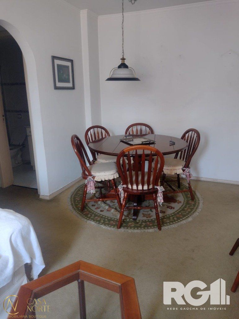 Apartamento à venda com 2 quartos, 64m², 1 vaga, Avenida Icaraí no bairro Cristal em Porto Alegre