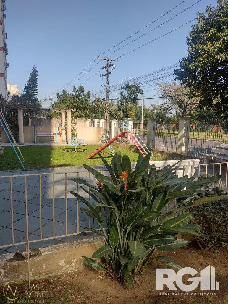 Apartamento à venda com 2 quartos, 64m², 1 vaga, Avenida Icaraí no bairro Cristal em Porto Alegre