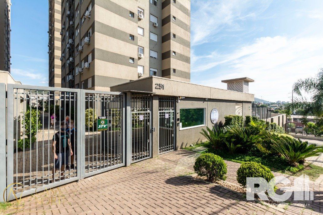 Apartamento à venda com 2 quartos, 55m², 1 vaga, Rua Attílio Bilibio no bairro Jardim Carvalho em Porto Alegre