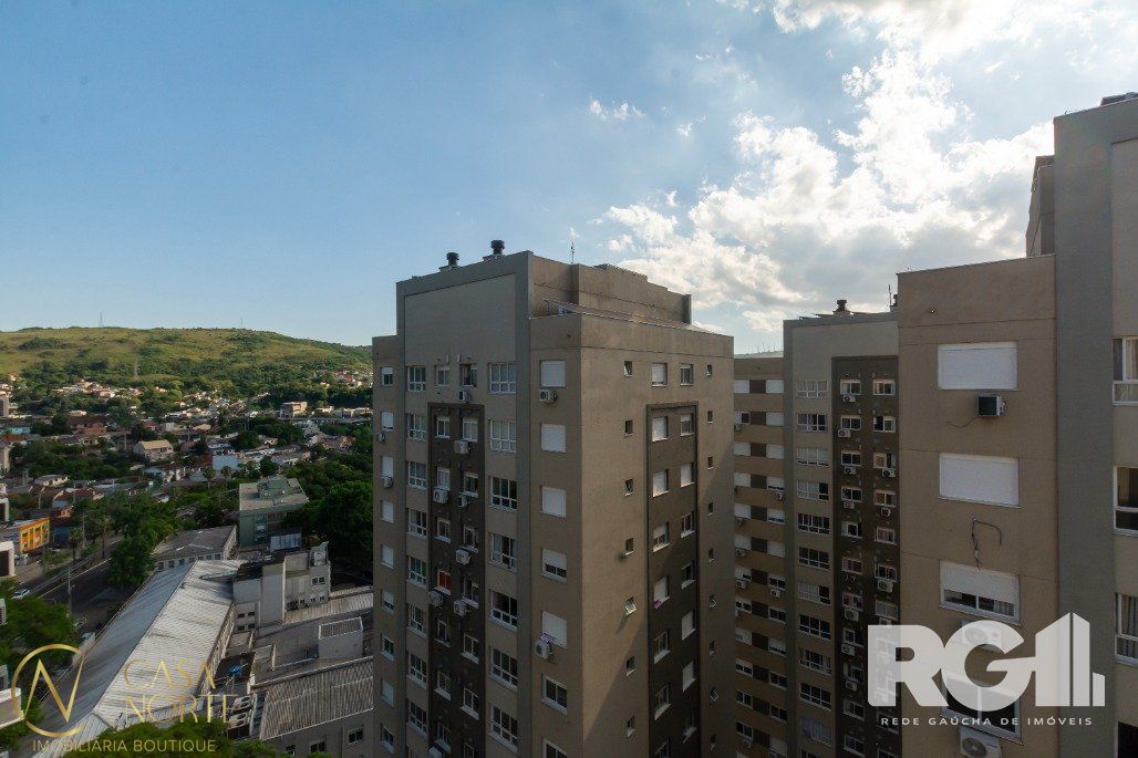 Apartamento à venda com 2 quartos, 55m², 1 vaga, Rua Attílio Bilibio no bairro Jardim Carvalho em Porto Alegre