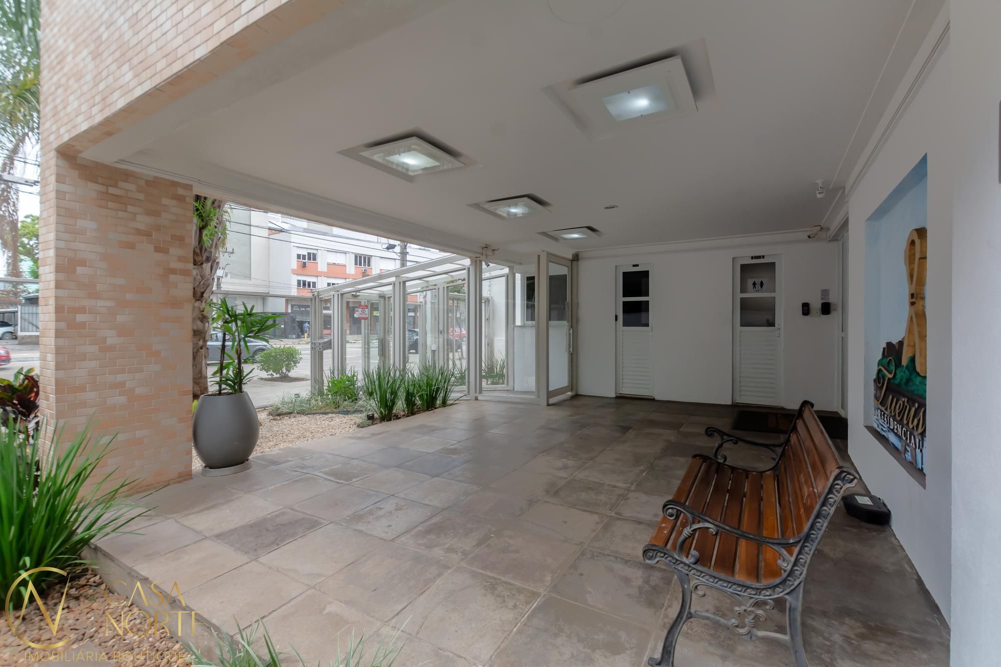 Apartamento à venda com 1 quarto, 44m², 1 suíte, 1 vaga, Rua Miguel Teixeira no bairro Cidade Baixa em Porto Alegre