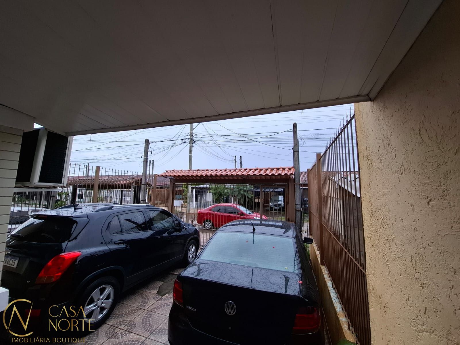 Casa à venda com 3 quartos, 58m², 2 vagas, Rua Darcy de Bastos Germann no bairro Hípica em Porto Alegre
