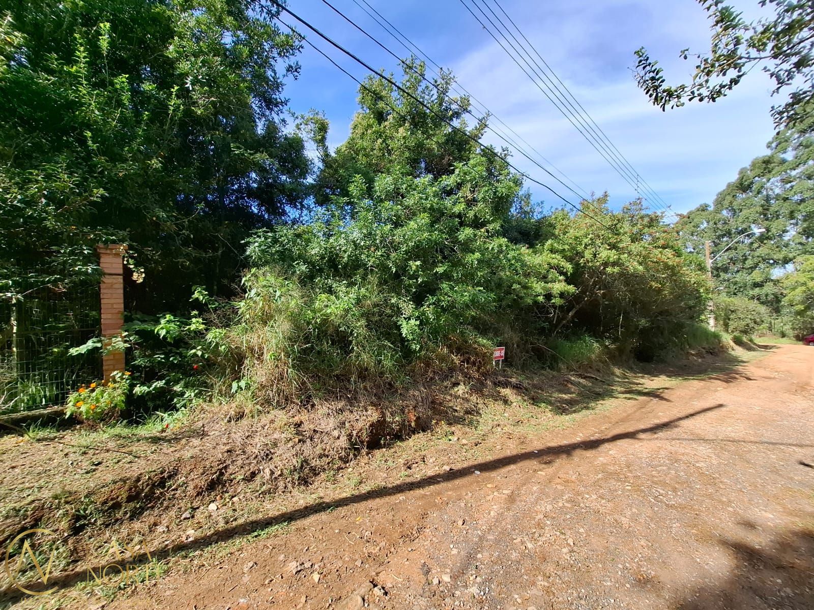 Terreno à venda  com 1m², Estrada Costa Gama no bairro Hípica em Porto Alegre