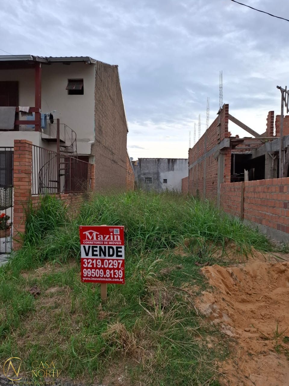 Terreno à venda  com 125m², Rua Pedro da Silva Nava no bairro Aberta dos Morros em Porto Alegre