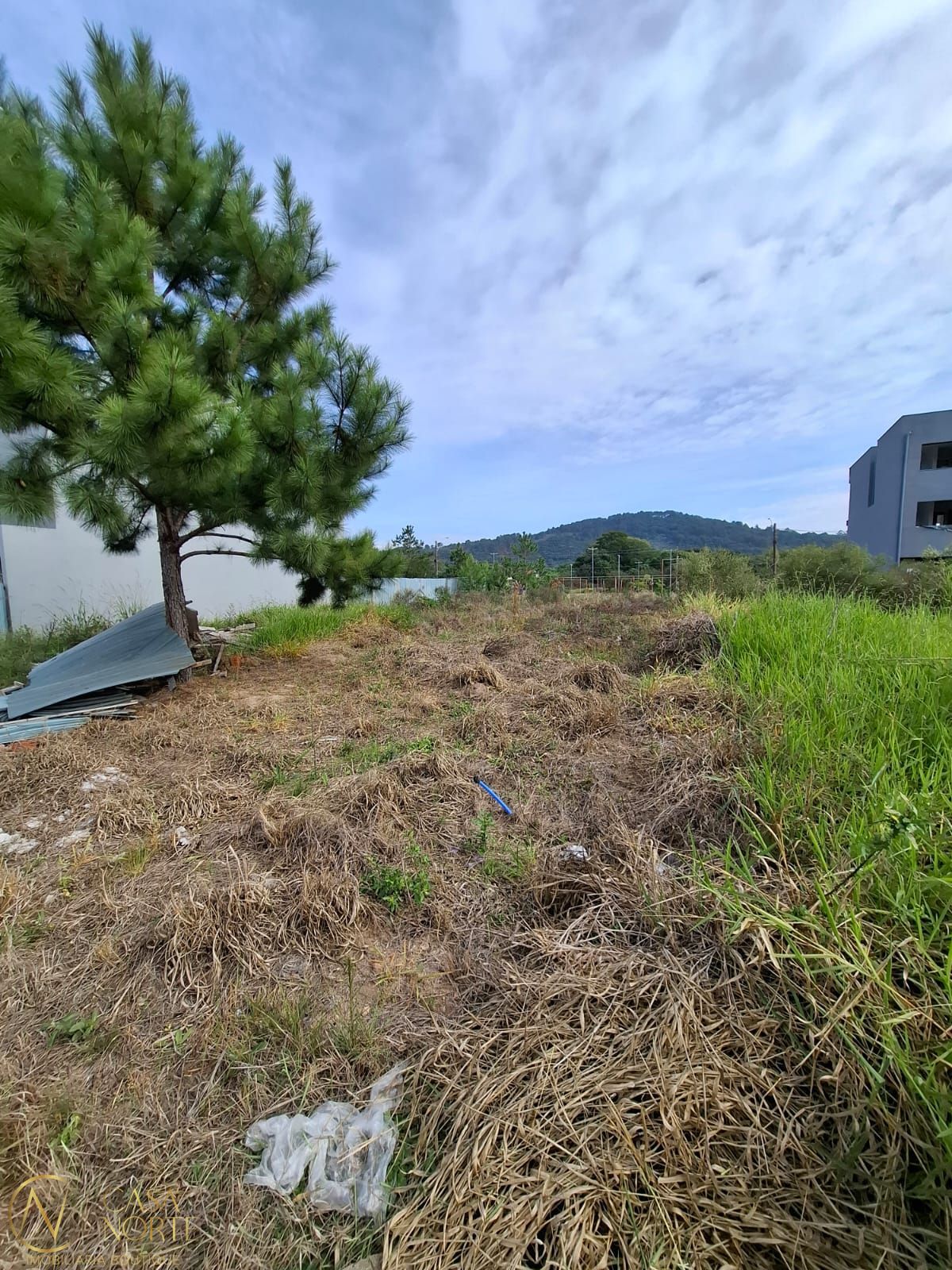 Terreno à venda  com 188m², Rua Francisco Mattos Terres no bairro Aberta dos Morros em Porto Alegre