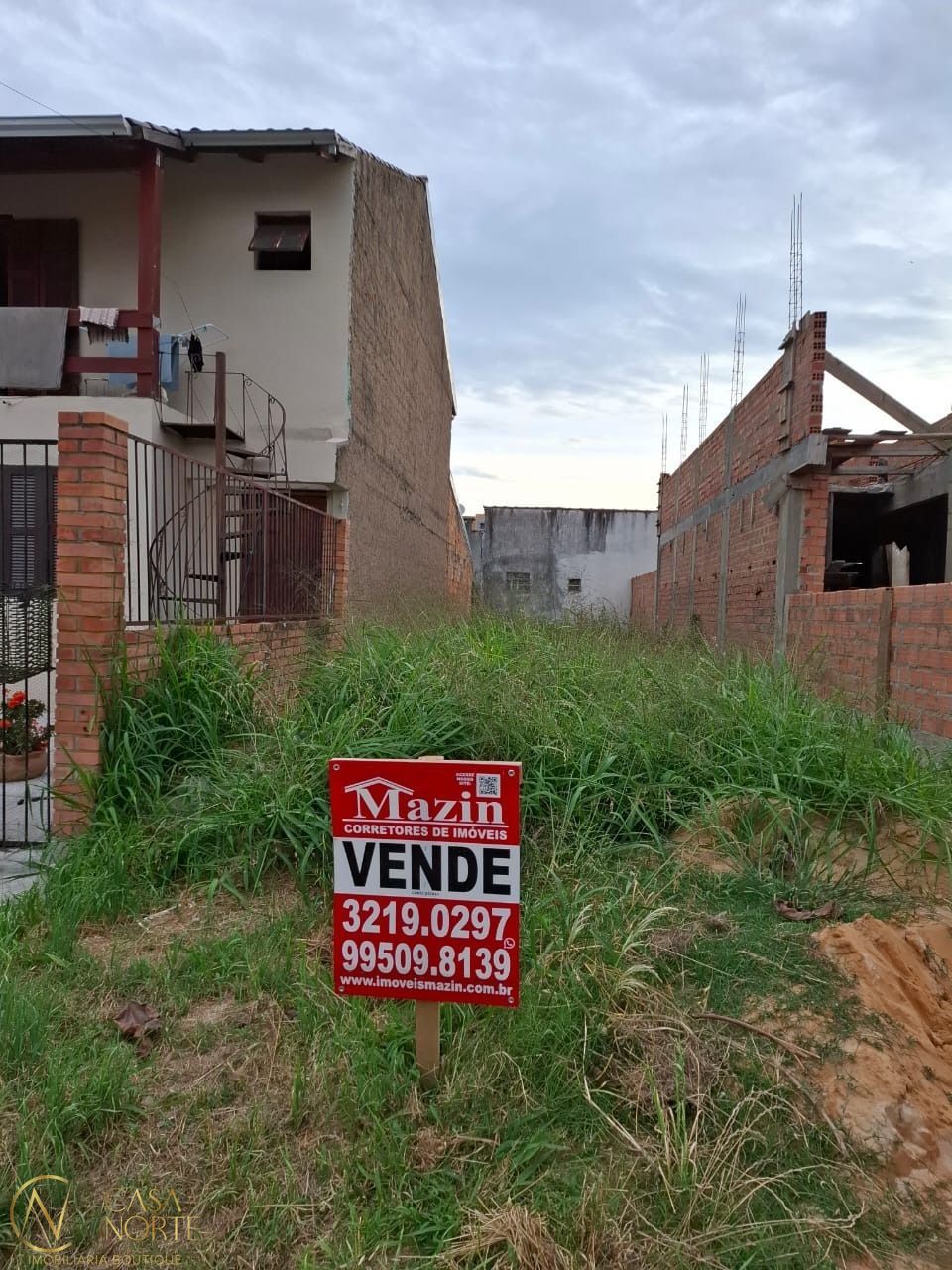 Terreno à venda  com 125m², Rua Pedro da Silva Nava no bairro Aberta dos Morros em Porto Alegre