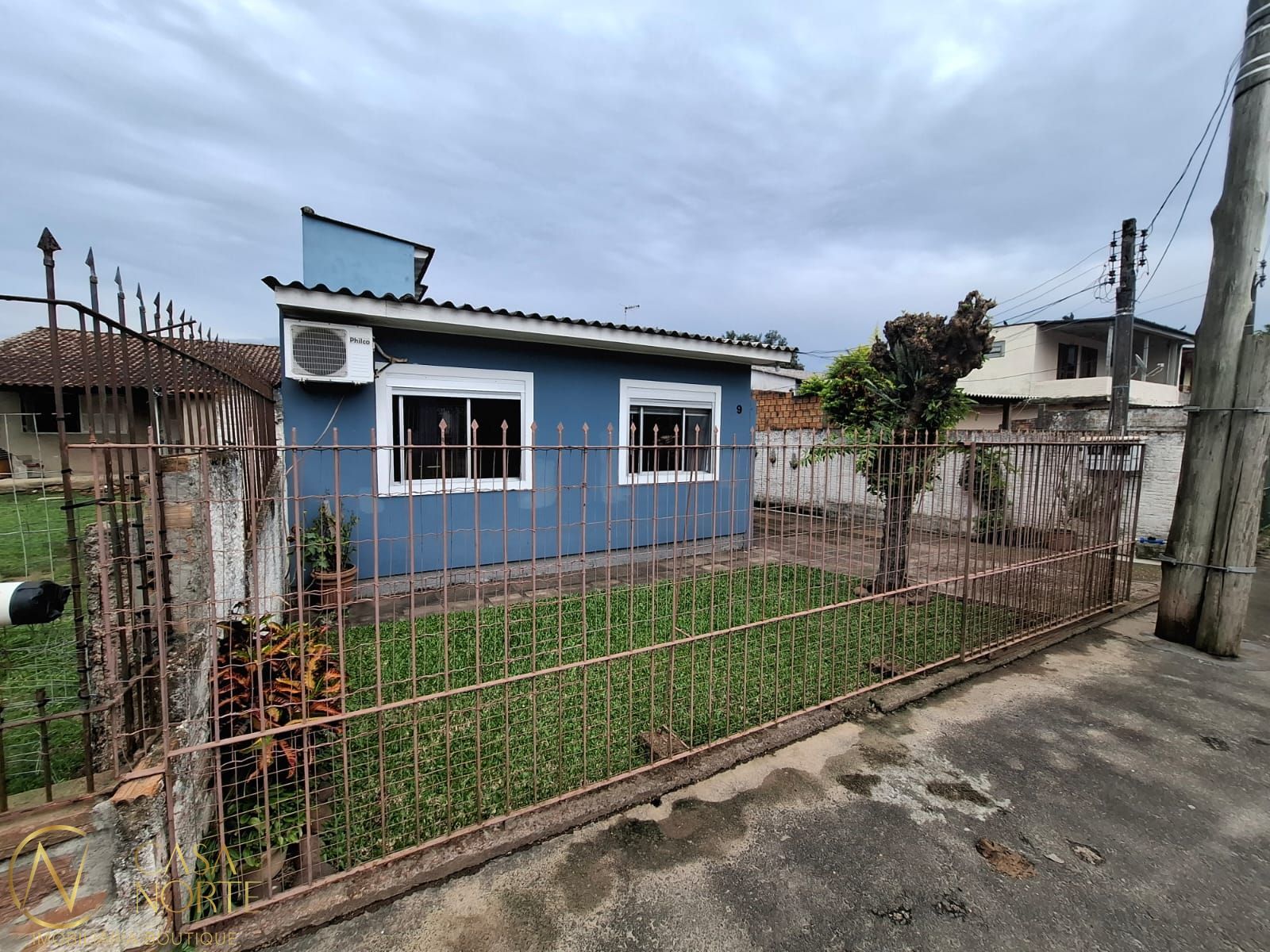 Casa à venda com 4 quartos, 200m², 3 vagas, Rua Lalzina Ignácio da Silva no bairro Campo Novo em Porto Alegre