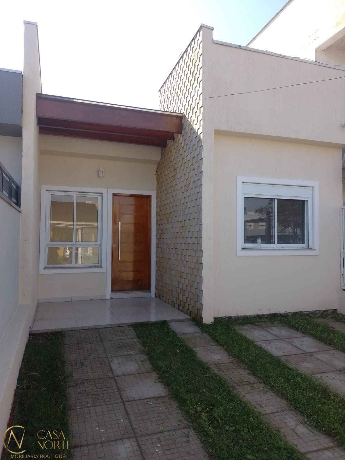 Casa à venda com 3 quartos, 81m², 1 suíte, 2 vagas, Rua Jorge Babot Miranda no bairro Aberta dos Morros em Porto Alegre