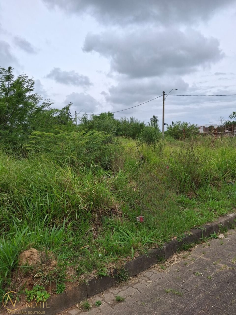 Terreno à venda  com 96m², Rua Ney Gomes Martins no bairro Aberta dos Morros em Porto Alegre
