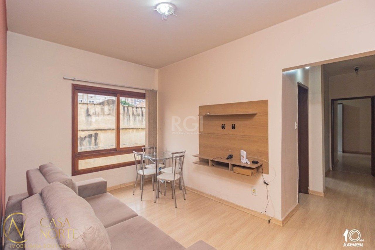 Apartamento à venda com 2 quartos, 72m², Rua José do Patrocinio no bairro Cidade Baixa em Porto Alegre