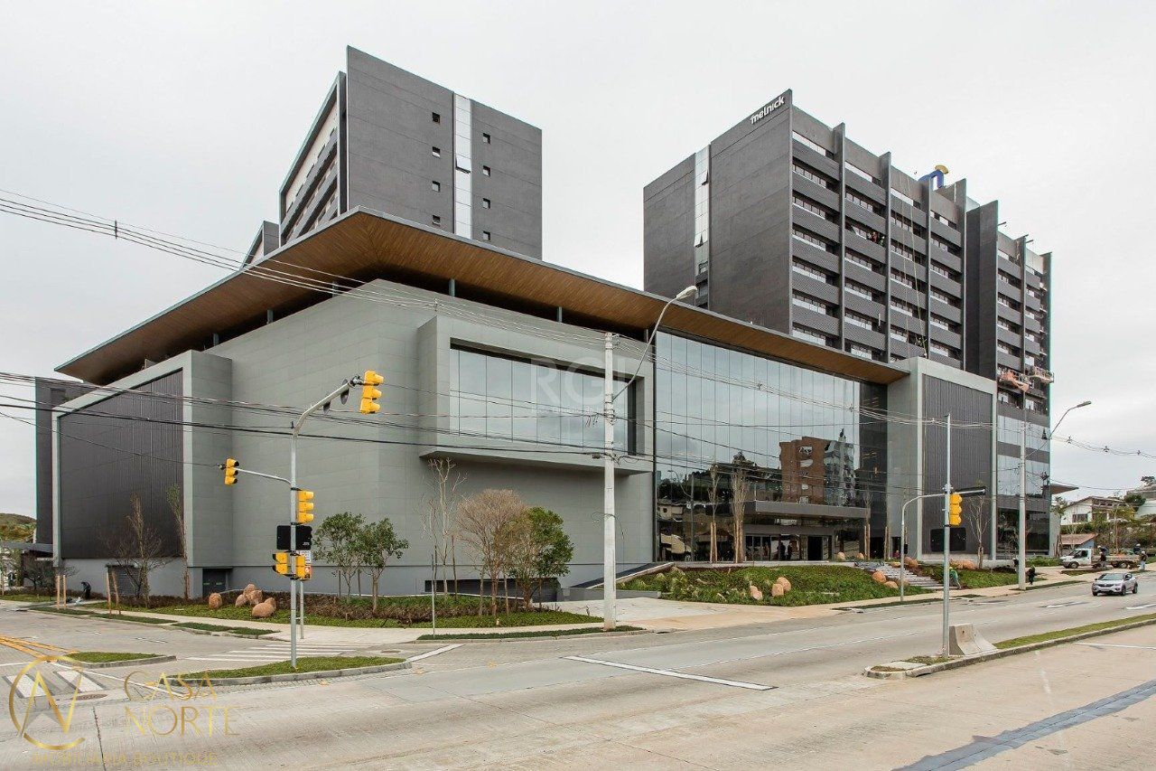 Sala Comercial à venda , 33m², Rua Coronel Aparício Borges no bairro Glória em Porto Alegre