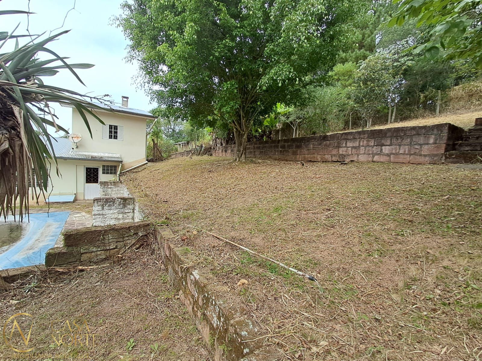 Sítio à venda com 3 quartos, 128m², 1 suíte, 2 vagas, Rua Ametista no bairro Lageado em Porto Alegre