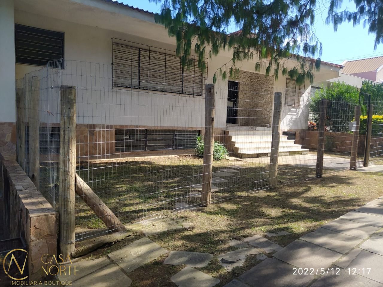 Casa à venda com 4 quartos, 502m², 3 suítes, 6 vagas, Avenida General Barreto Viana no bairro Chácara das Pedras em Porto Alegre
