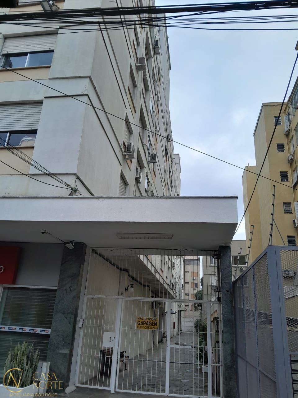 Apartamento à venda com 2 quartos, 65m², 2 vagas, Avenida Venâncio Aires no bairro Cidade Baixa em Porto Alegre