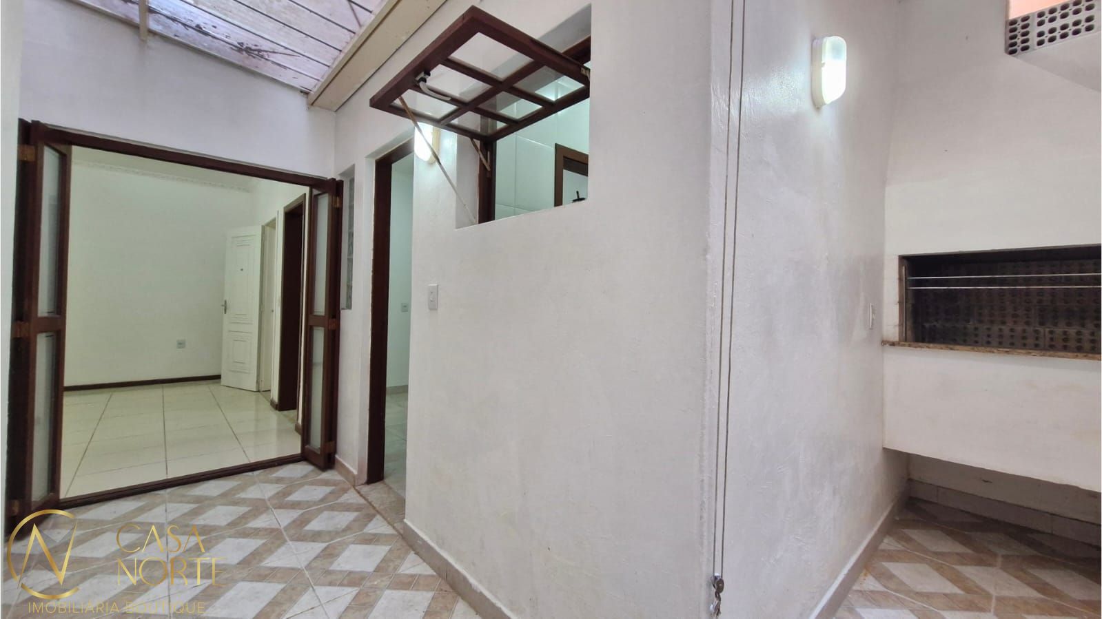 Apartamento à venda com 3 quartos, 74m², 1 suíte, Rua Miguel Teixeira no bairro Cidade Baixa em Porto Alegre
