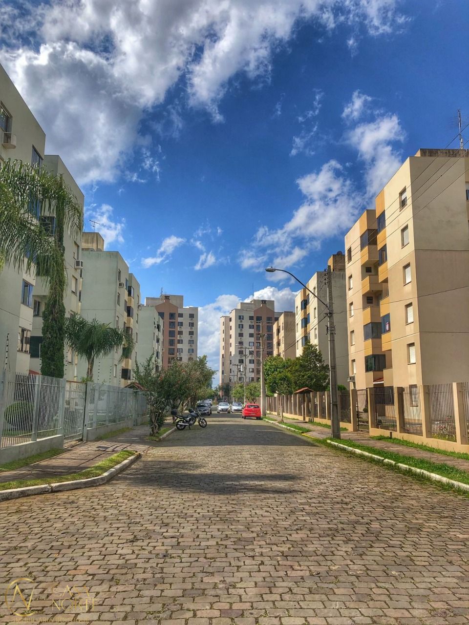 Apartamento à venda com 2 quartos, 52m², 1 vaga, Rua Professor Joaber Pereira no bairro Sarandi em Porto Alegre