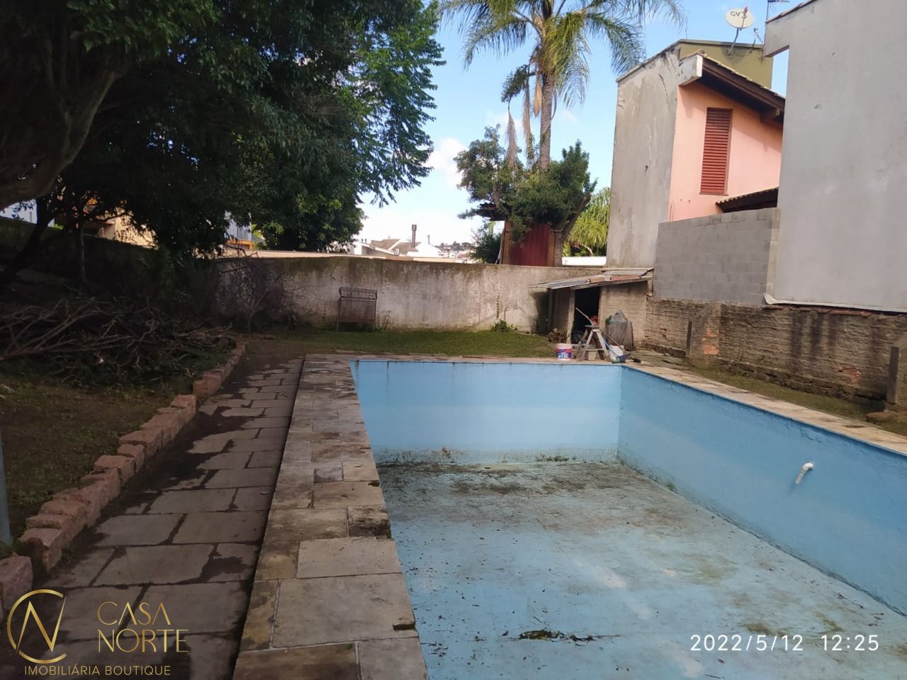 Casa à venda com 4 quartos, 502m², 3 suítes, 6 vagas, Avenida General Barreto Viana no bairro Chácara das Pedras em Porto Alegre