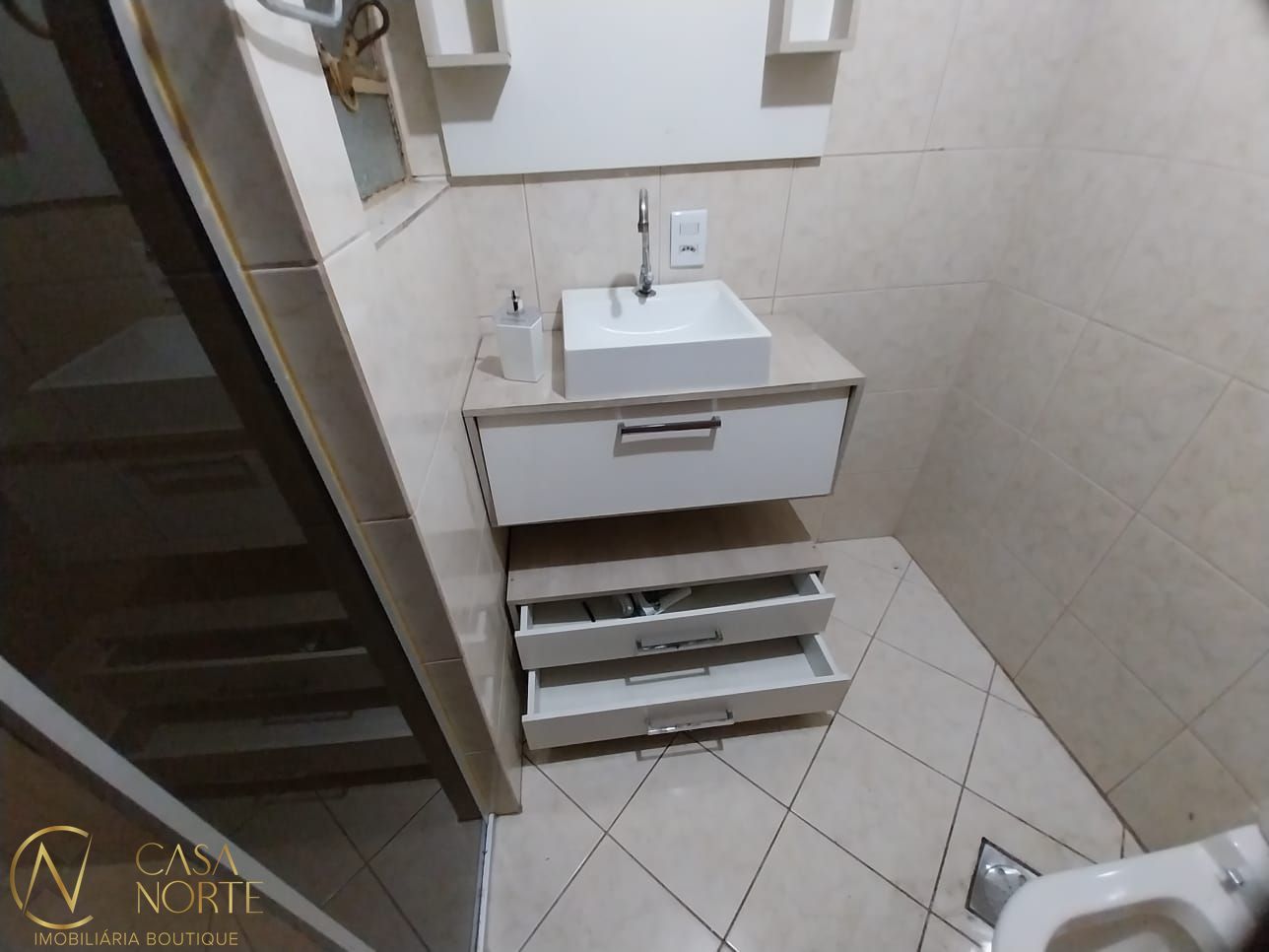 Apartamento à venda com 2 quartos, 68m², Rua Gonçalves Dias no bairro Menino Deus em Porto Alegre