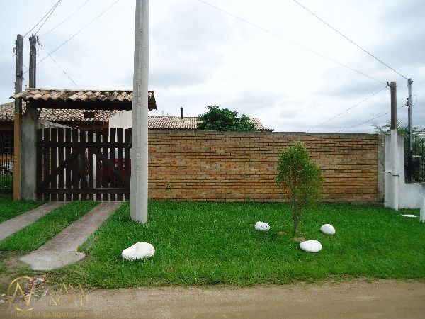 Casa à venda com 2 quartos, 135m², 4 vagas, Beco Guimaraes no bairro Aberta dos Morros em Porto Alegre
